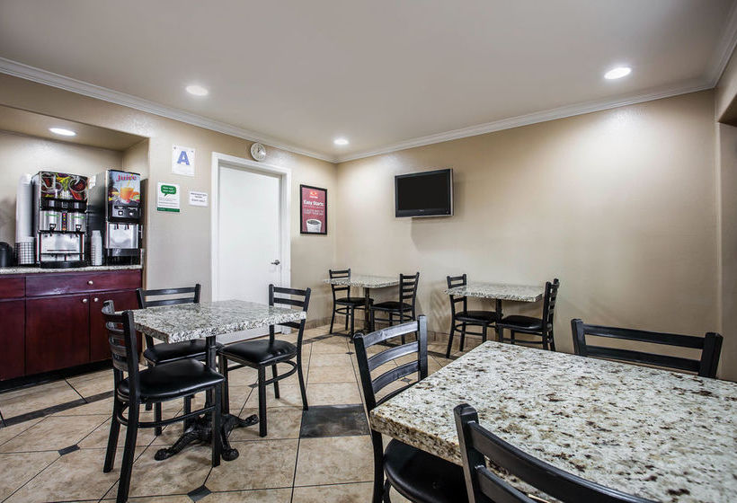 Hotel Econo Lodge Inn Suites Near Legoland California