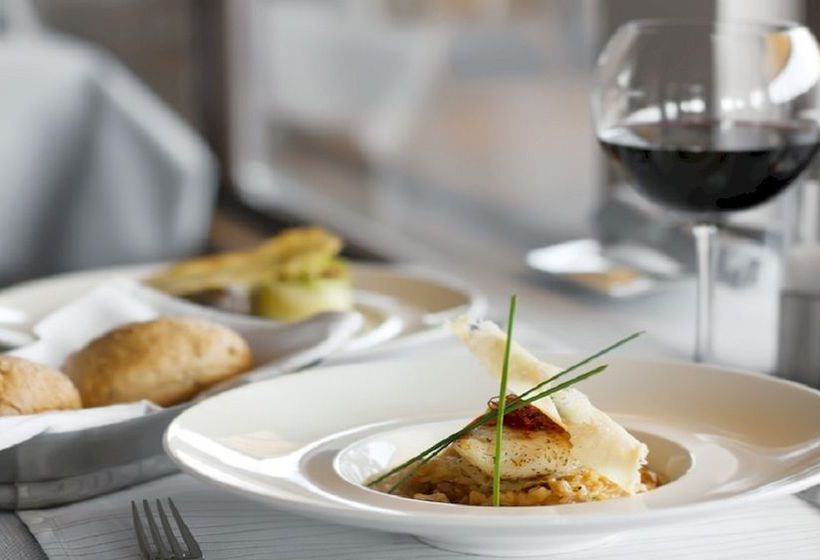 Hotel Holiday Inn Carlsbad  | Carlsbad | California | United States 4