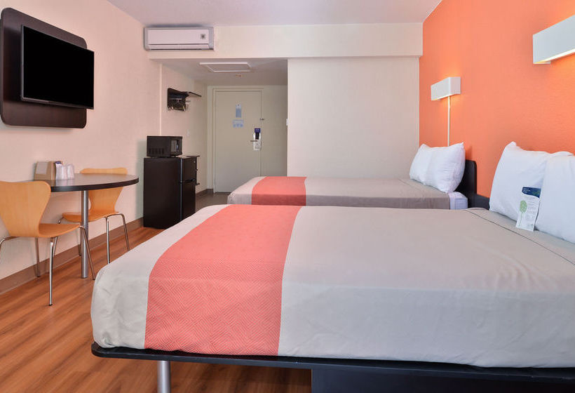 Motel 6  | Brawley | California | United States 2