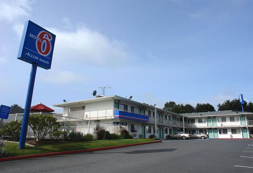 Motel 6 Arcata - Humboldt University