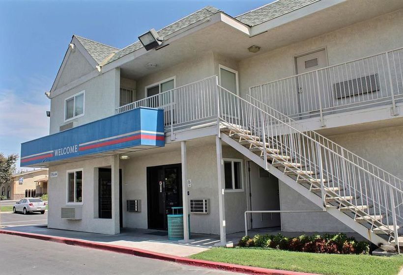 Motel 6 Bakersfield East  | Bakersfield | California | United States 2