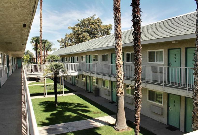 Motel 6 Bakersfield East  | Bakersfield | California | United States 4