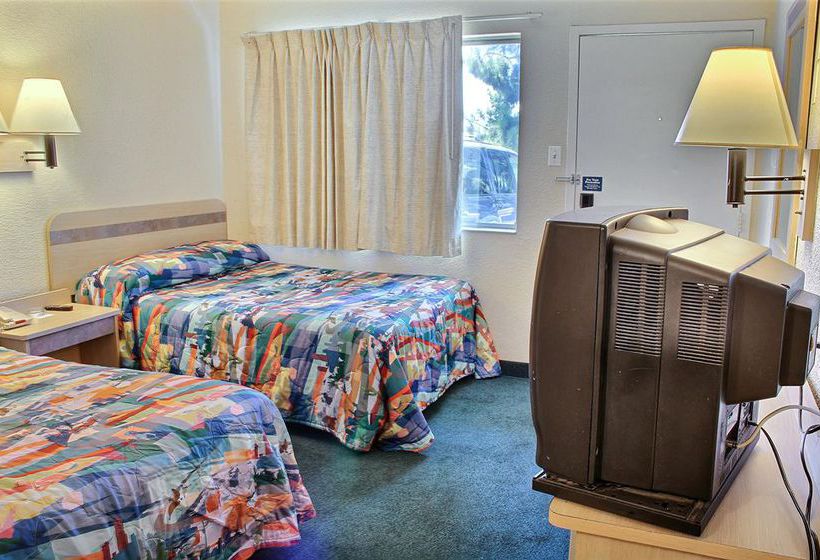 Motel 6 Bakersfield South  | Bakersfield | California | United States 2