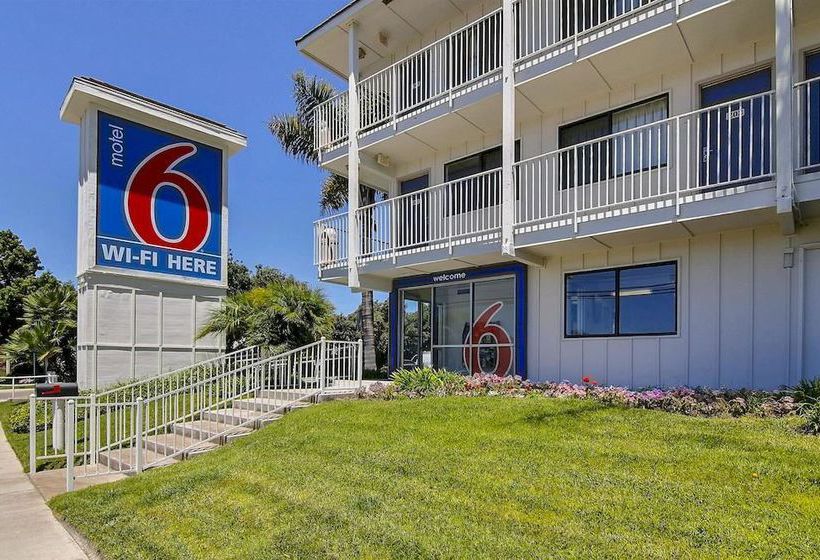 Motel 6 Santa Barbara - Carpinteria North California