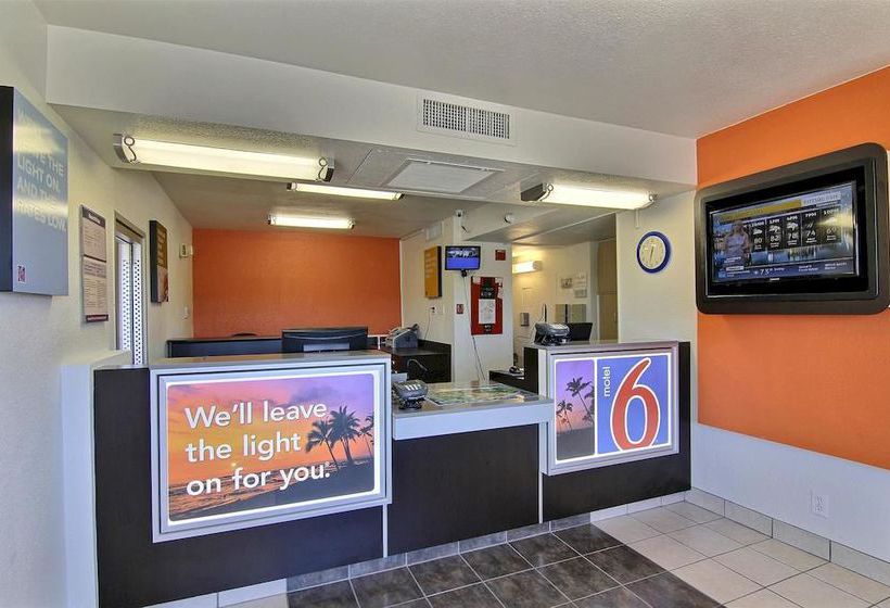 Motel 6 Santa Barbara - Carpinteria North  | Carpinteria | California | United States 10