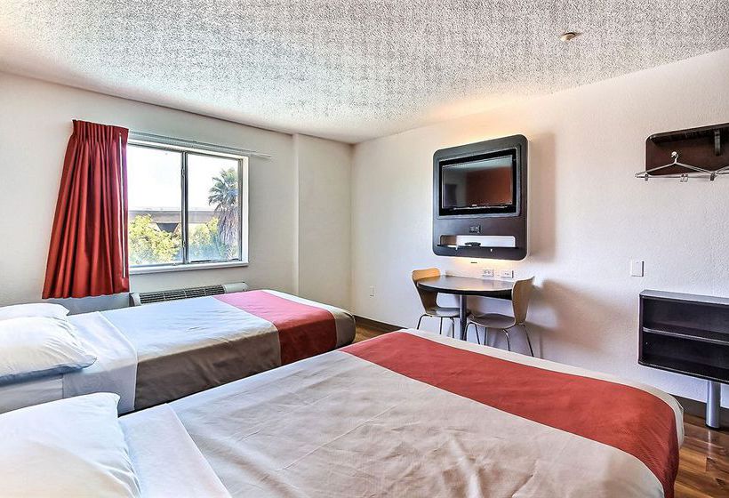 Motel 6 Gilroy  | Gilroy | California | United States 7