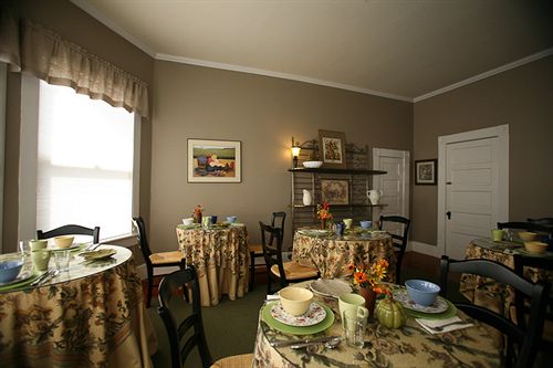 Bed and Breakfast Atrium - Garden Inn By The Sea  | Fort Bragg | California | United States 11