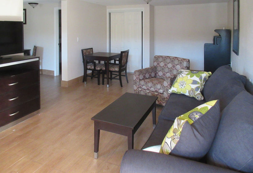 Hotel Quality Inn & Suites Bakersfield  | Bakersfield | California | United States 3