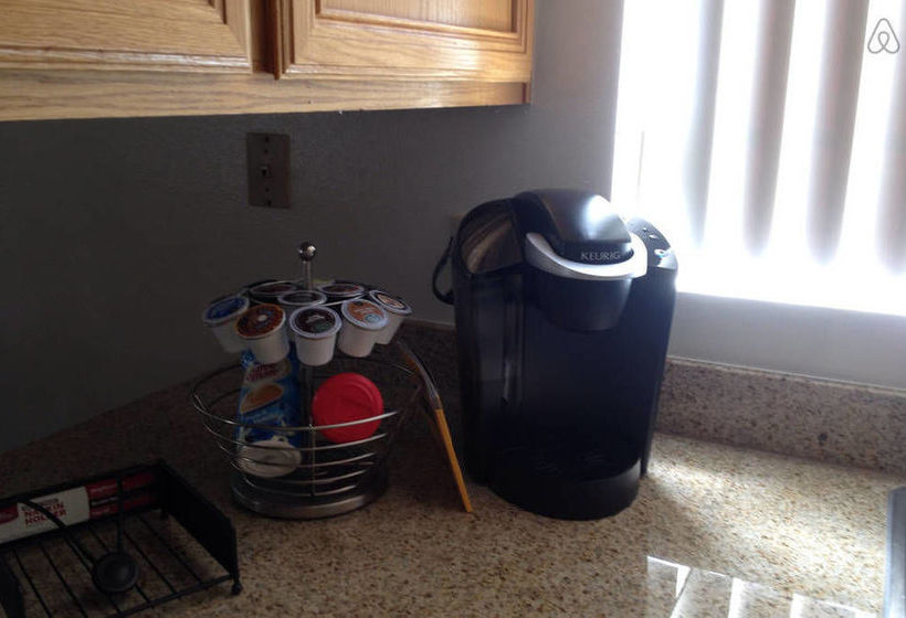 Whispering Meadows Apartments  | Bakersfield | California | United States