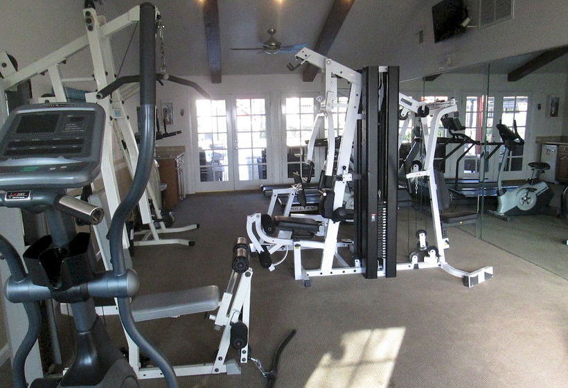 Whispering Meadows Apartments  | Bakersfield | California | United States 3