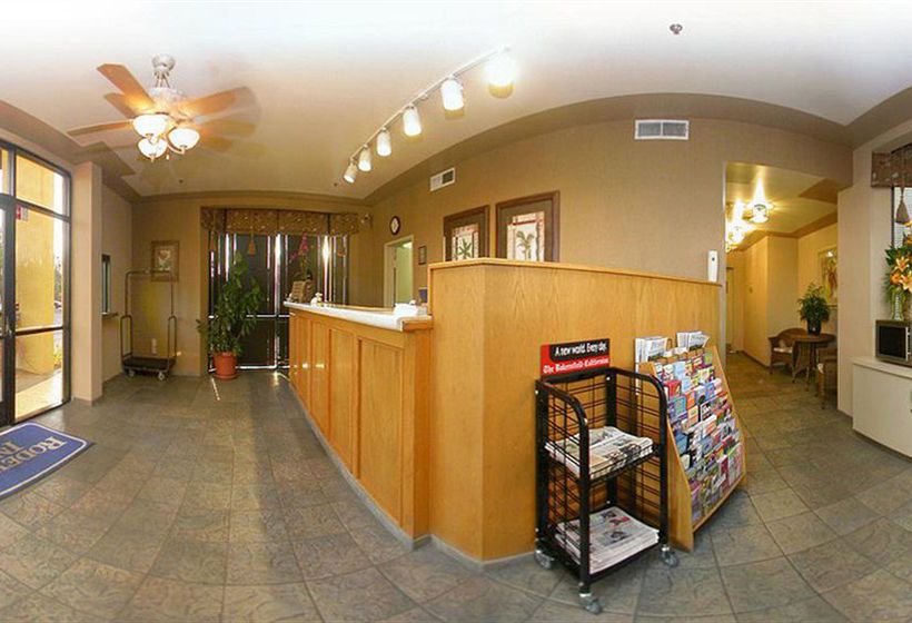 Hotel Rodeway Inn Suites Bakersfield California