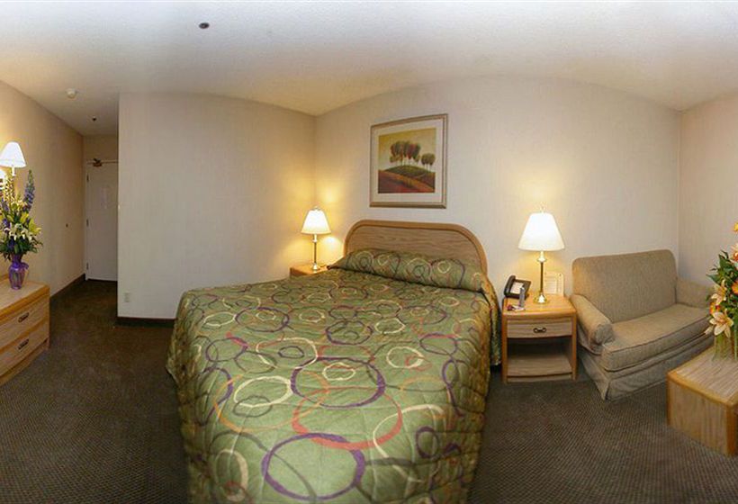Hotel Rodeway Inn & Suites  | Bakersfield | California | United States 2