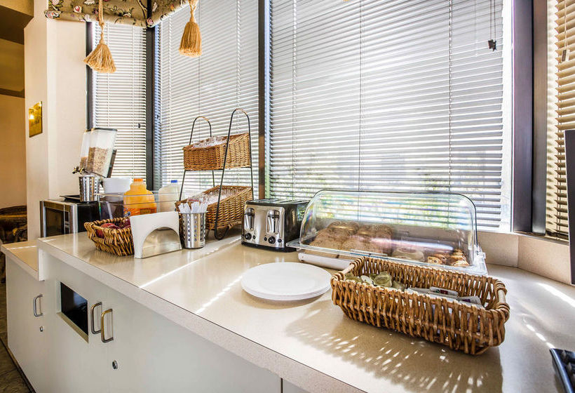 Hotel Rodeway Inn & Suites  | Bakersfield | California | United States 6