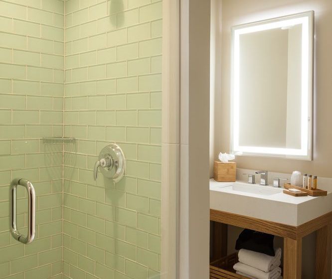 Best Western Catalina Canyon Hotel  | Avalon | California | United States 13