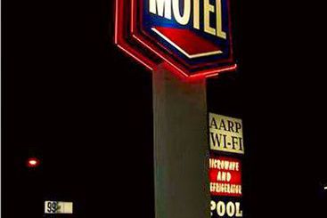 The Best Motel   | Barstow | California | United States 2