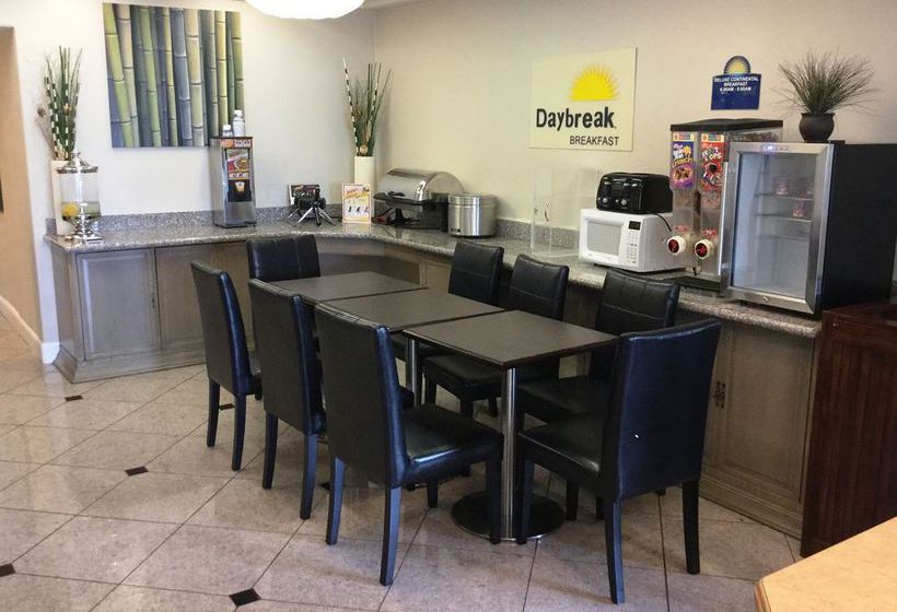 Hotel Days Inn Davis Davis California