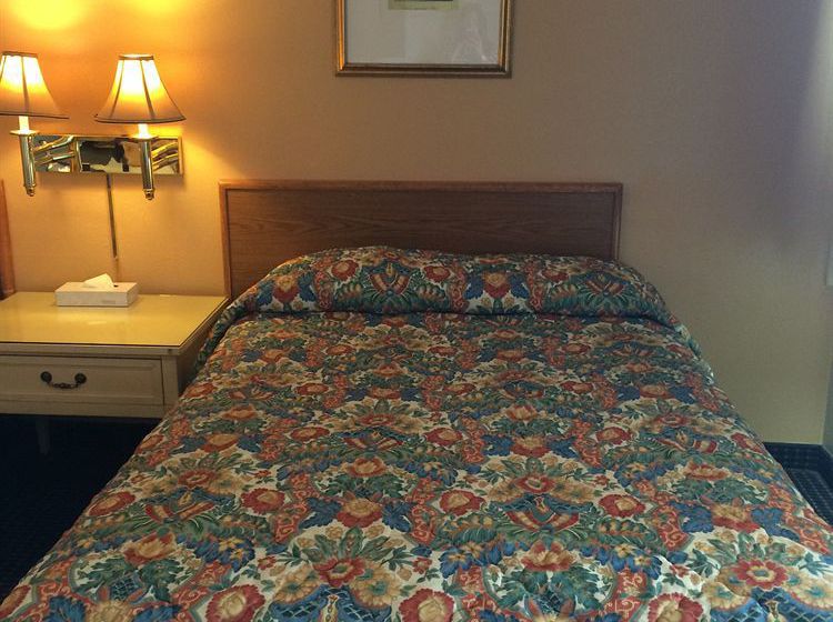 Motel Sandyland Reef Inn  | Carpinteria | California | United States 15