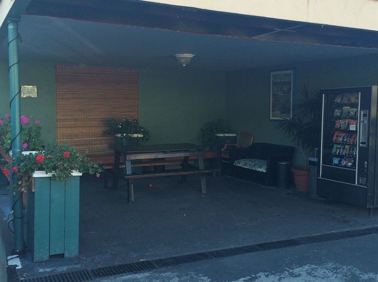 Motel Sandyland Reef Inn  | Carpinteria | California | United States 16