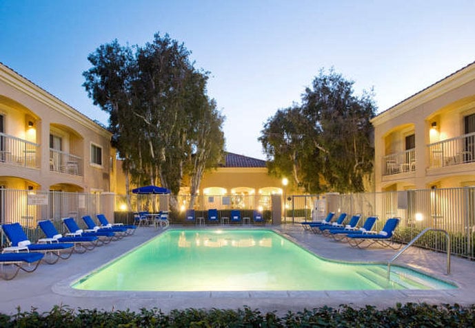 Hotel Courtyard by Marriott  | Camarillo | California | United States 3