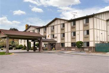 Super 8 Motel  | Gilroy | California | United States 1