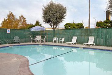 Super 8 Motel  | Gilroy | California | United States 9