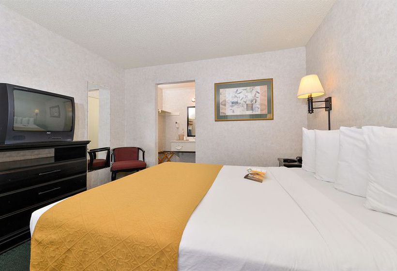 Hotel Quality Inn Suites San Diego East County  California