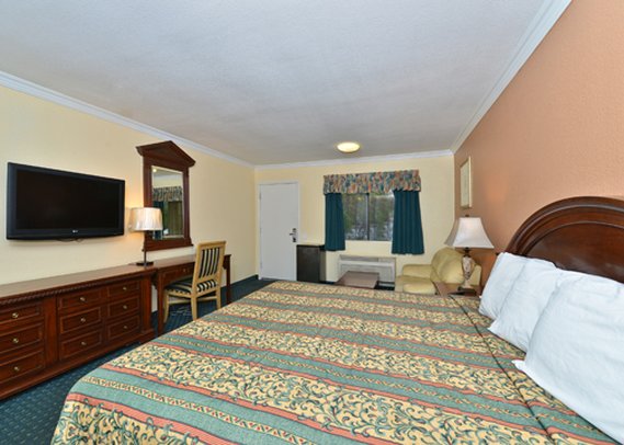 Hotel Red Tile Inn  | Colton | California | United States 14
