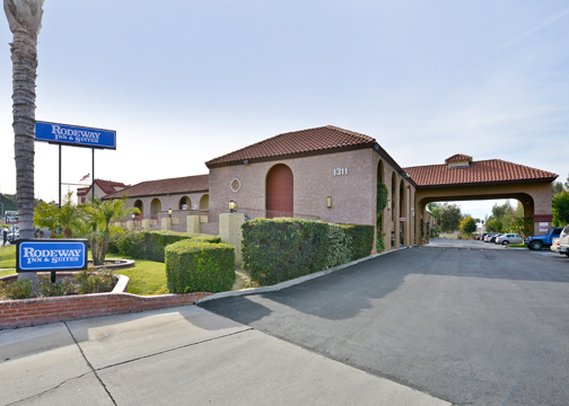Hotel Red Tile Inn  | Colton | California | United States 20