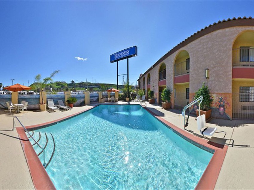 Hotel Red Tile Inn  | Colton | California | United States 4