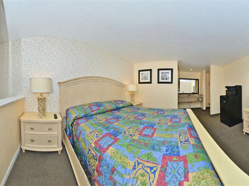 Hotel Red Tile Inn  | Colton | California | United States 5
