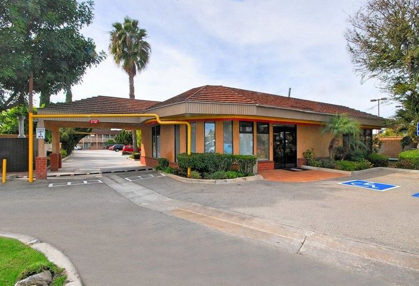 Super 8 Motel  | Costa Mesa | California | United States 10