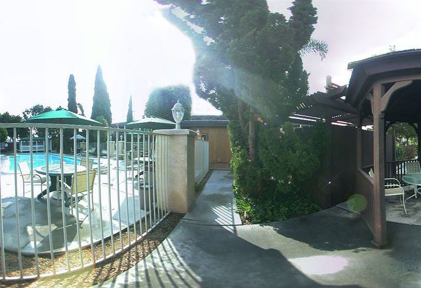 Super 8 Motel  | Costa Mesa | California | United States 4