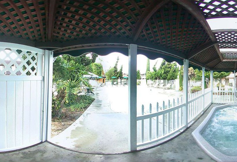 Super 8 Motel  | Costa Mesa | California | United States 5