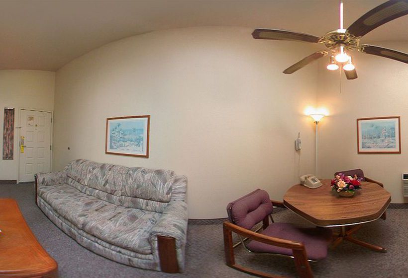 Super 8 Motel  | Costa Mesa | California | United States 6