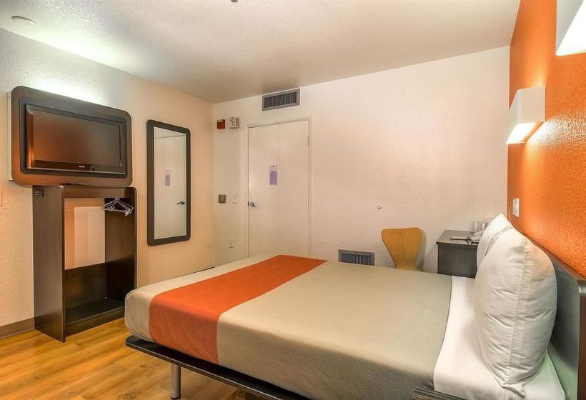 Motel 6 Carlsbad South  | Carlsbad | California | United States 14