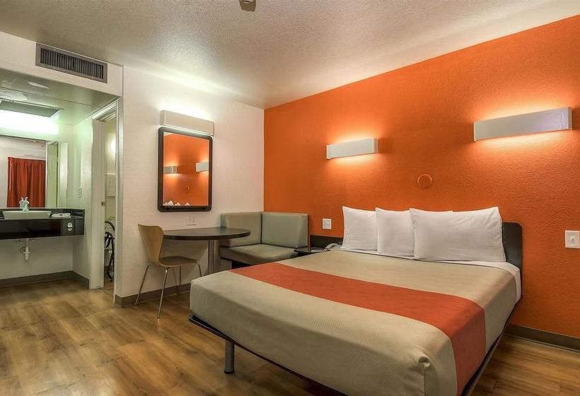 Motel 6 Carlsbad South  | Carlsbad | California | United States 20