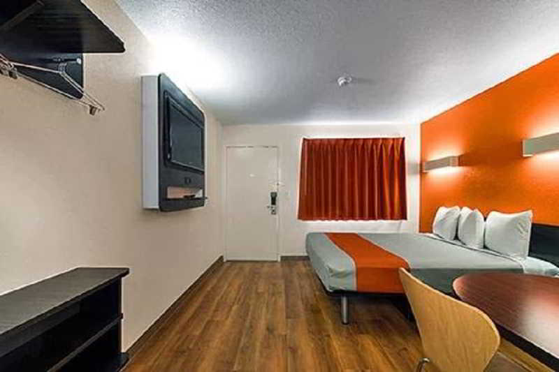 Motel 6 Carlsbad South  | Carlsbad | California | United States 3