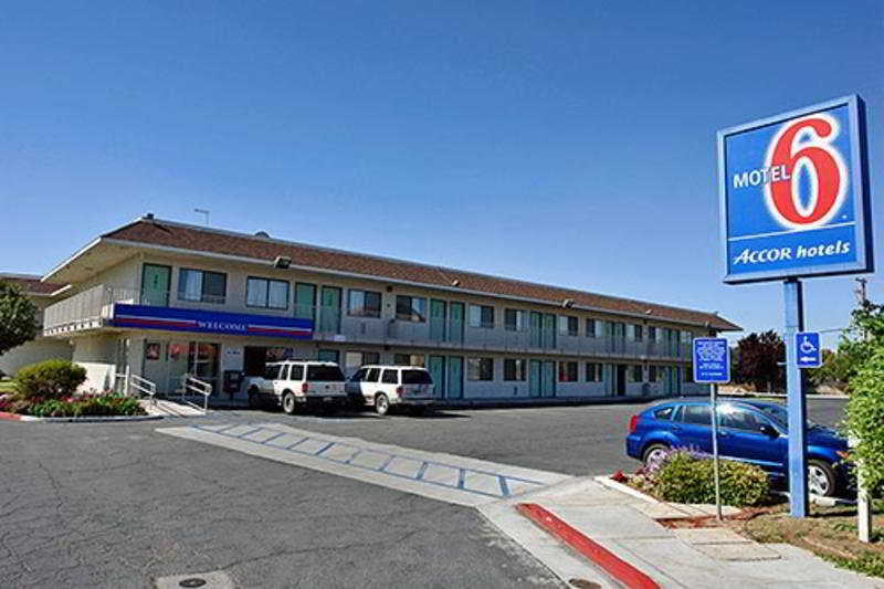 Motel 6 Bakersfield Airport   | Bakersfield | California | United States 2
