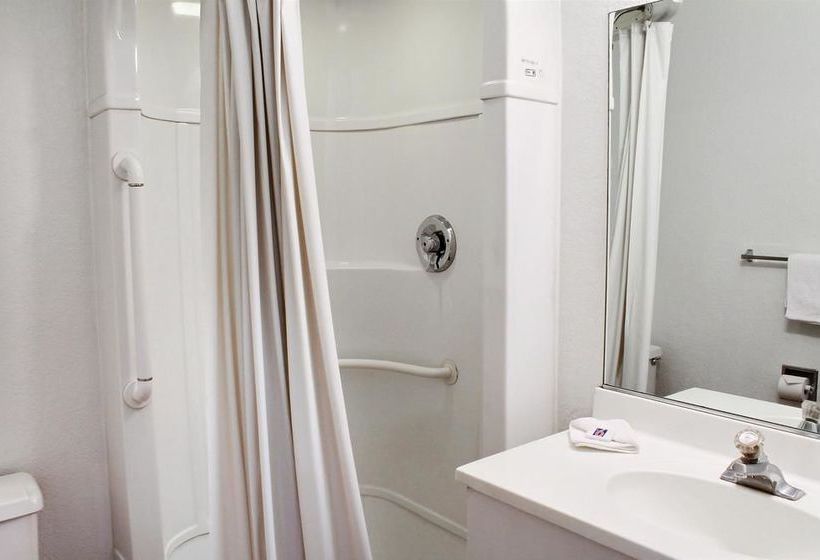 Motel 6 Blackstone North Fresno California