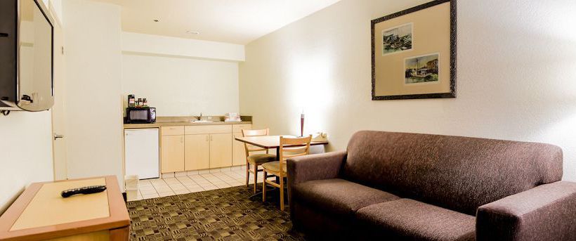 Hotel Ramada Suites Carlsbad  | Carlsbad | California | United States 7