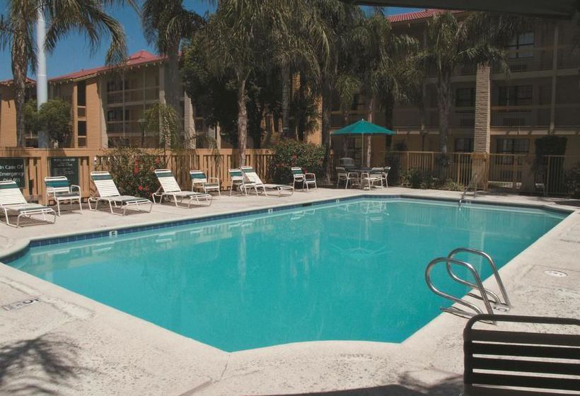 Hotel La Quinta Inn Bakersfield  | Bakersfield | California | United States 7