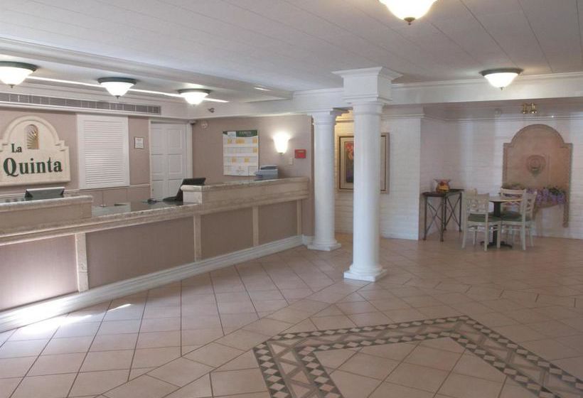 Hotel La Quinta Inn Bakersfield  | Bakersfield | California | United States 8