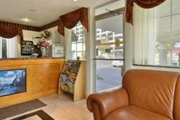 Hotel Super 8 Fresno Convention Centre Area