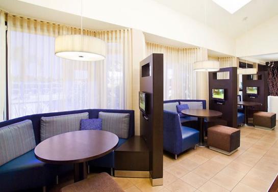 Hotel Courtyard by Marriott  | Fresno | California | United States 13