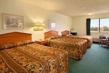 Hotel Ramada Limited Central  | Bakersfield | California | United States 7