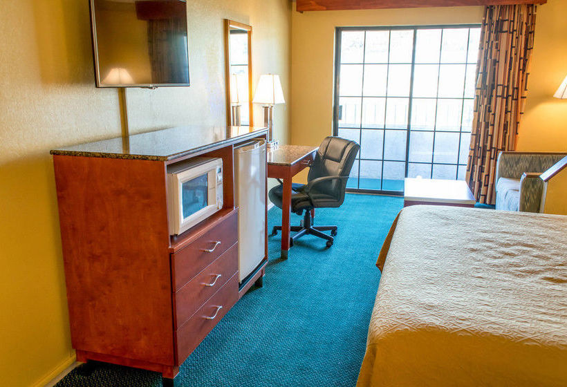 Hotel Quality Inn & Suites Camarillo  | Camarillo | California | United States 15