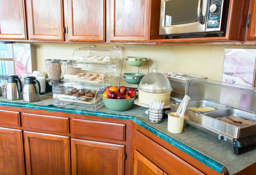 Hotel Quality Inn & Suites Camarillo  | Camarillo | California | United States 3