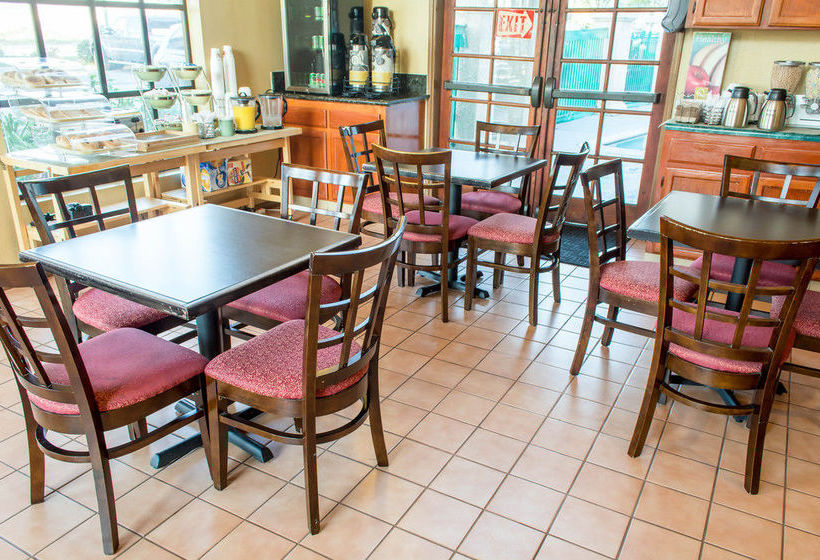 Hotel Quality Inn & Suites Camarillo  | Camarillo | California | United States 5