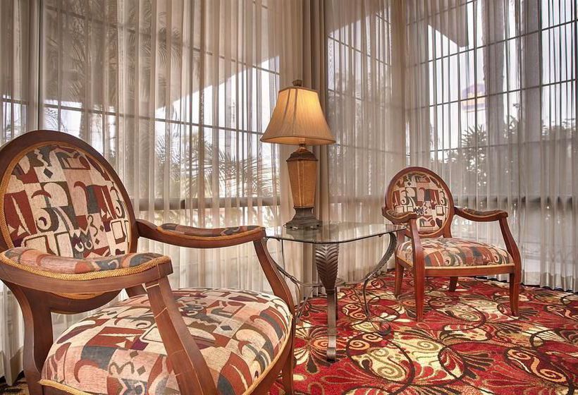 Hotel Best Western Crystal Palace Inn Suites Bakersfield California