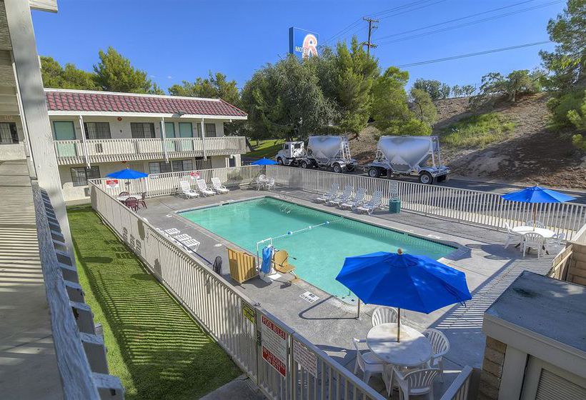 Motel 6 Central  | Barstow | California | United States 19
